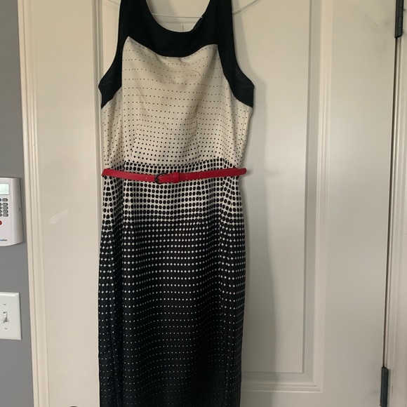 Mid length black white dress with red skinny belt - Picture 1 of 1